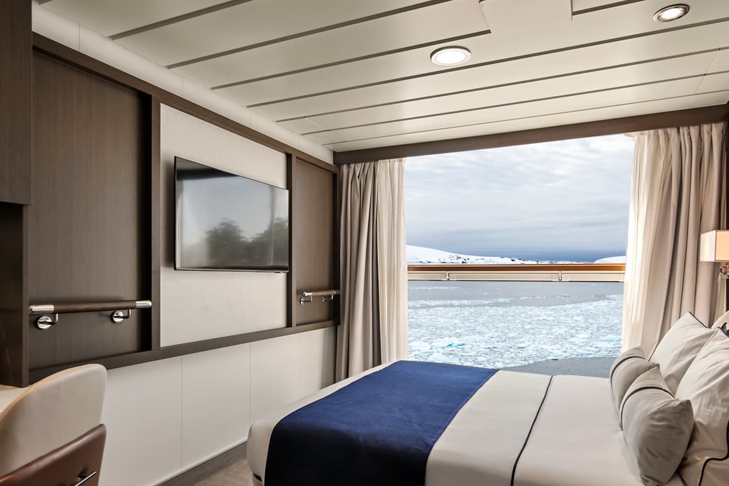 Aurora Stateroom Superior