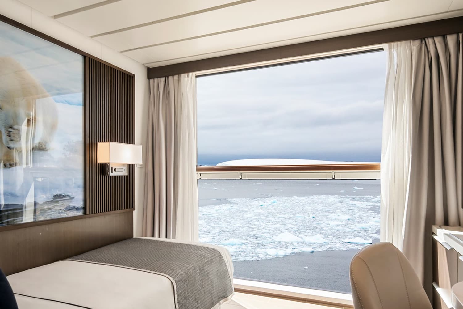 Aurora Stateroom Superior Single