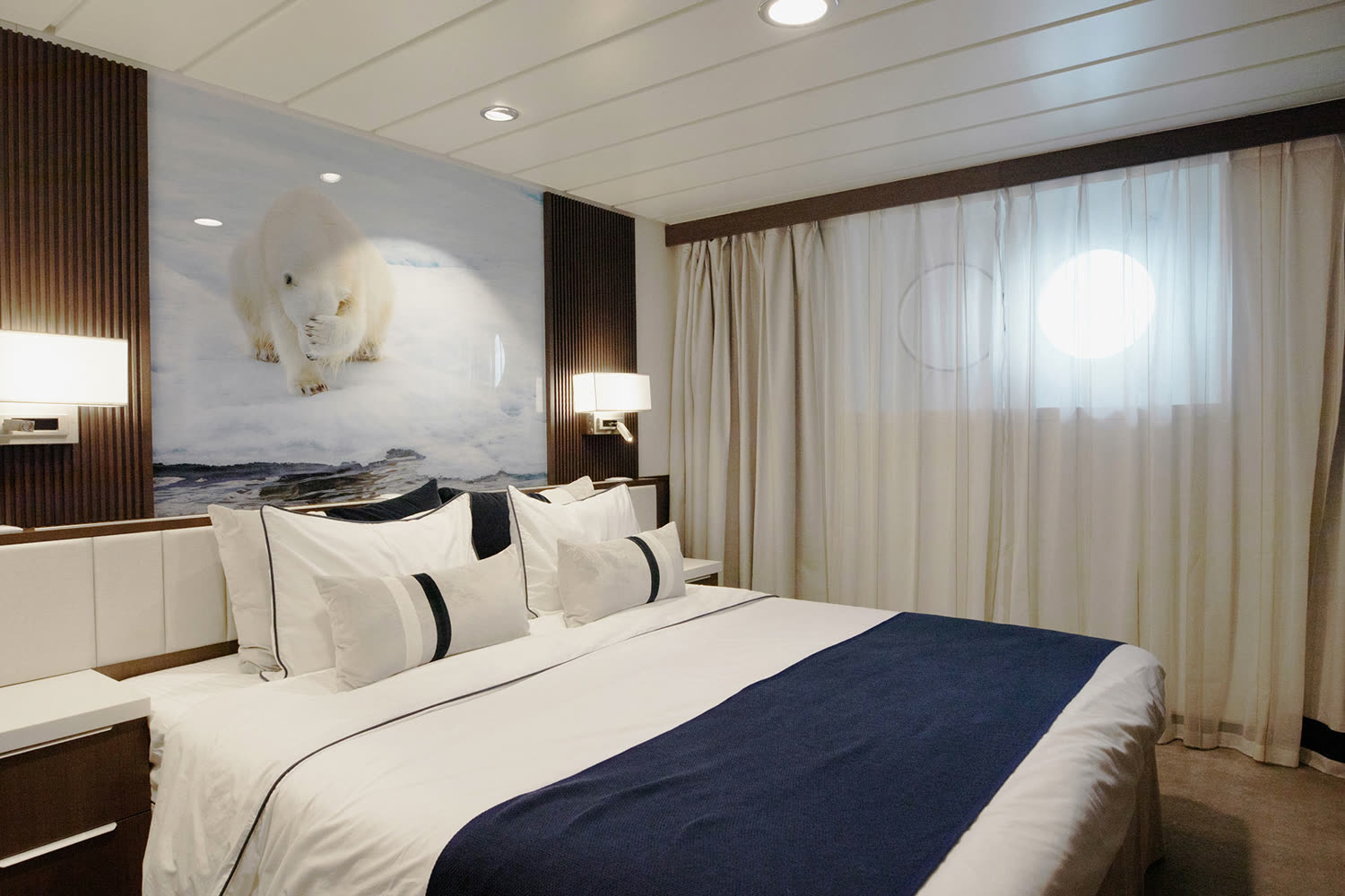 Aurora Stateroom Twin Share